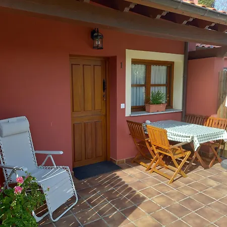 Rurales Llagumelon Apartment
