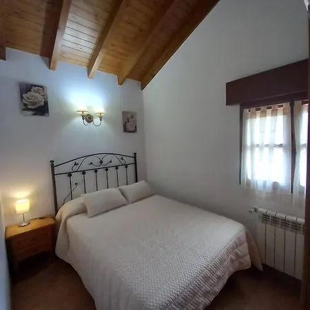 Apartamento Rurales Llagumelon